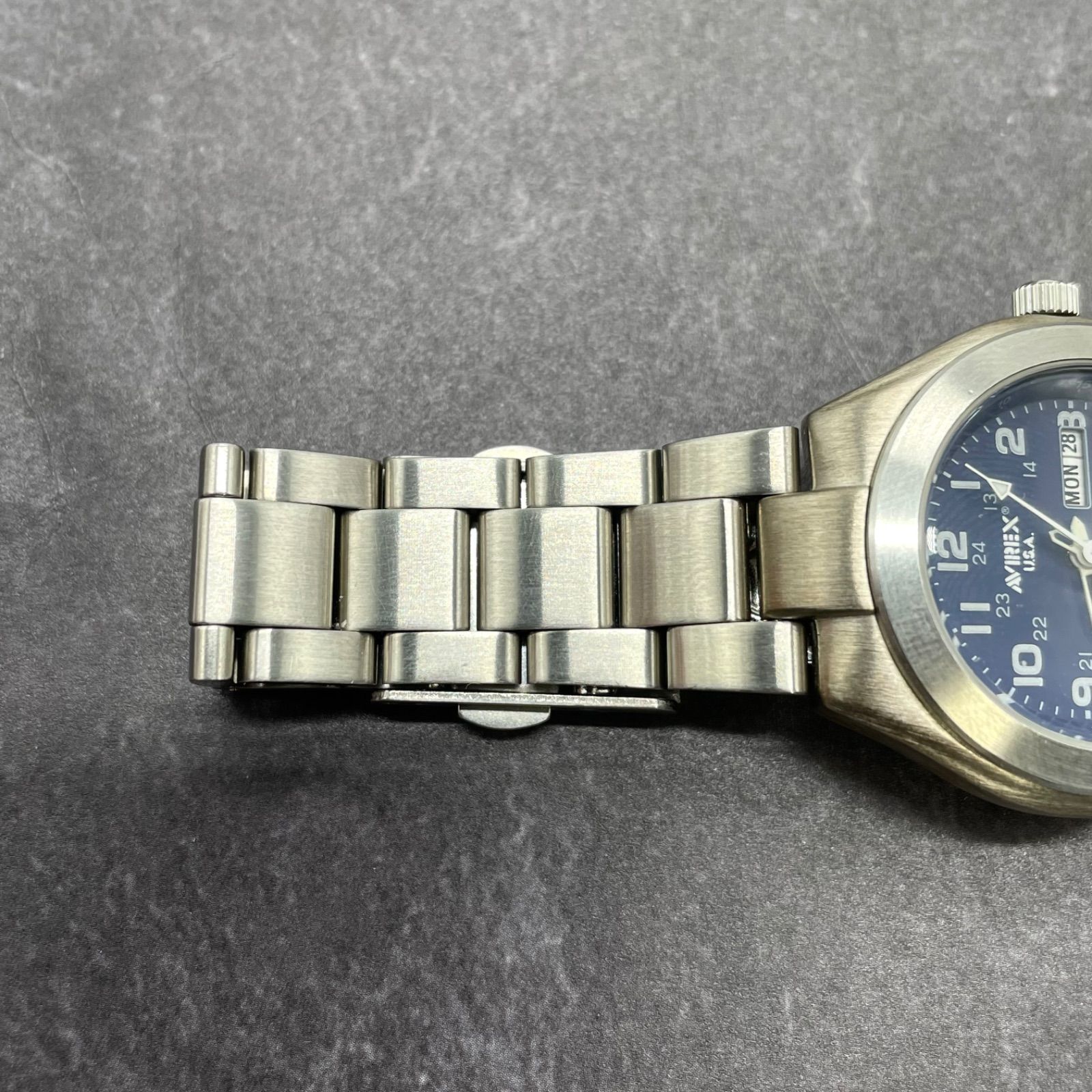 アヴィレックス