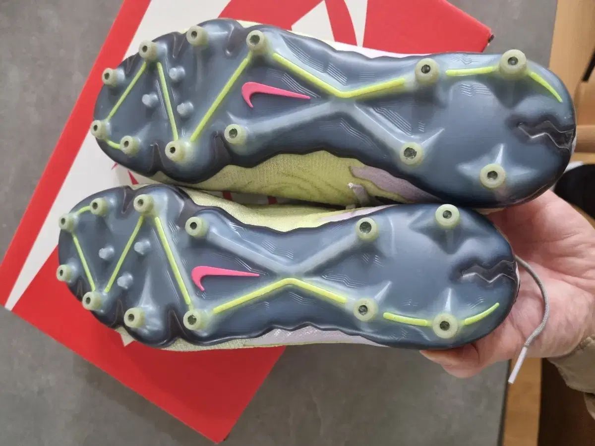 FANTOM gx 1 ag サッカーシューズ 255