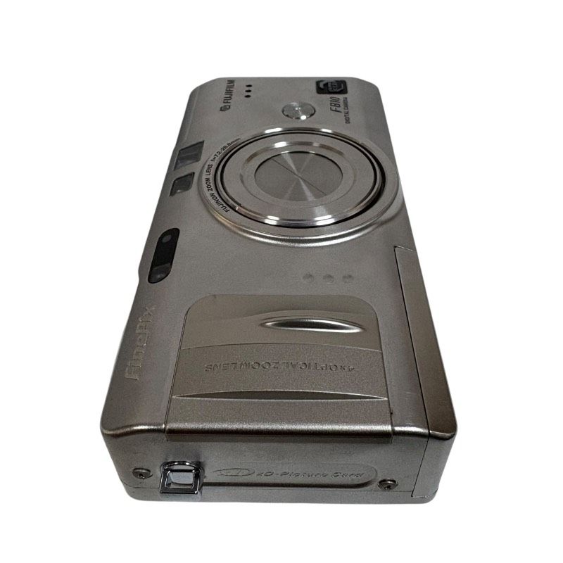 fujifilm F810 コンパクトデジタルカメラ　ジャンク Fujifilm finepix F810 コンパクトデジタルカメラ ジャンク