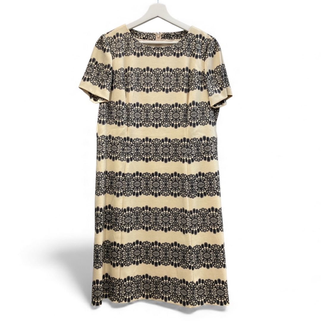 美品 Leilian レリアン レースプリントワンピース ベージュ サイズ13+