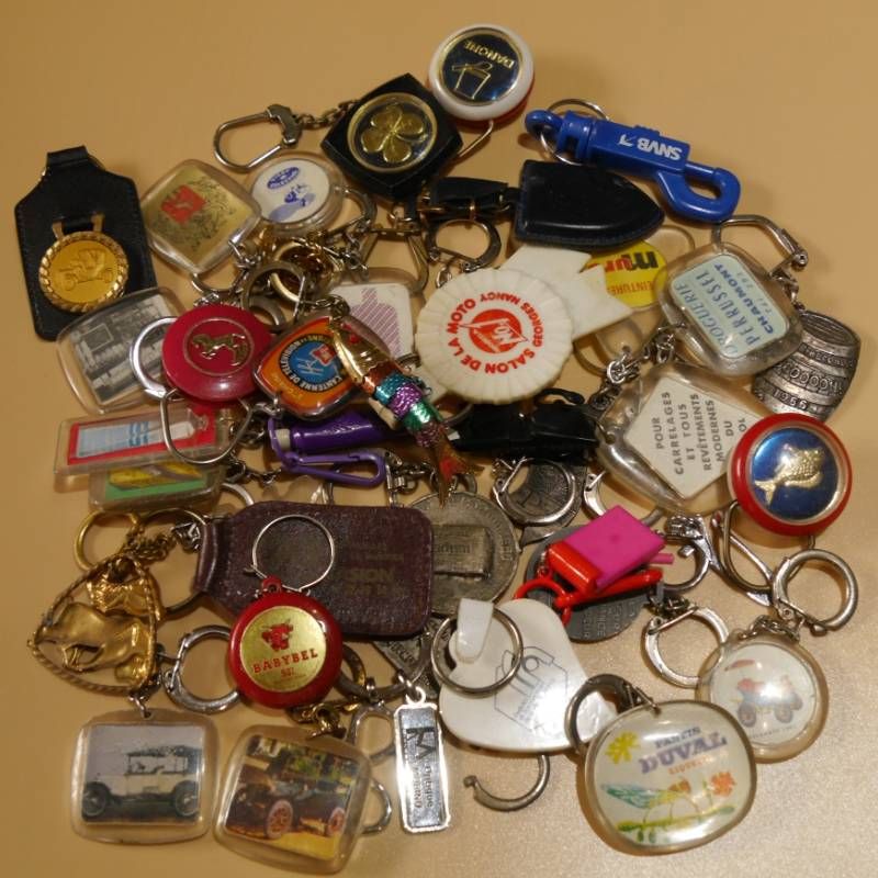 KE014【40個】まとめ フランス直輸入 フレンチキーホルダー ビンテージ