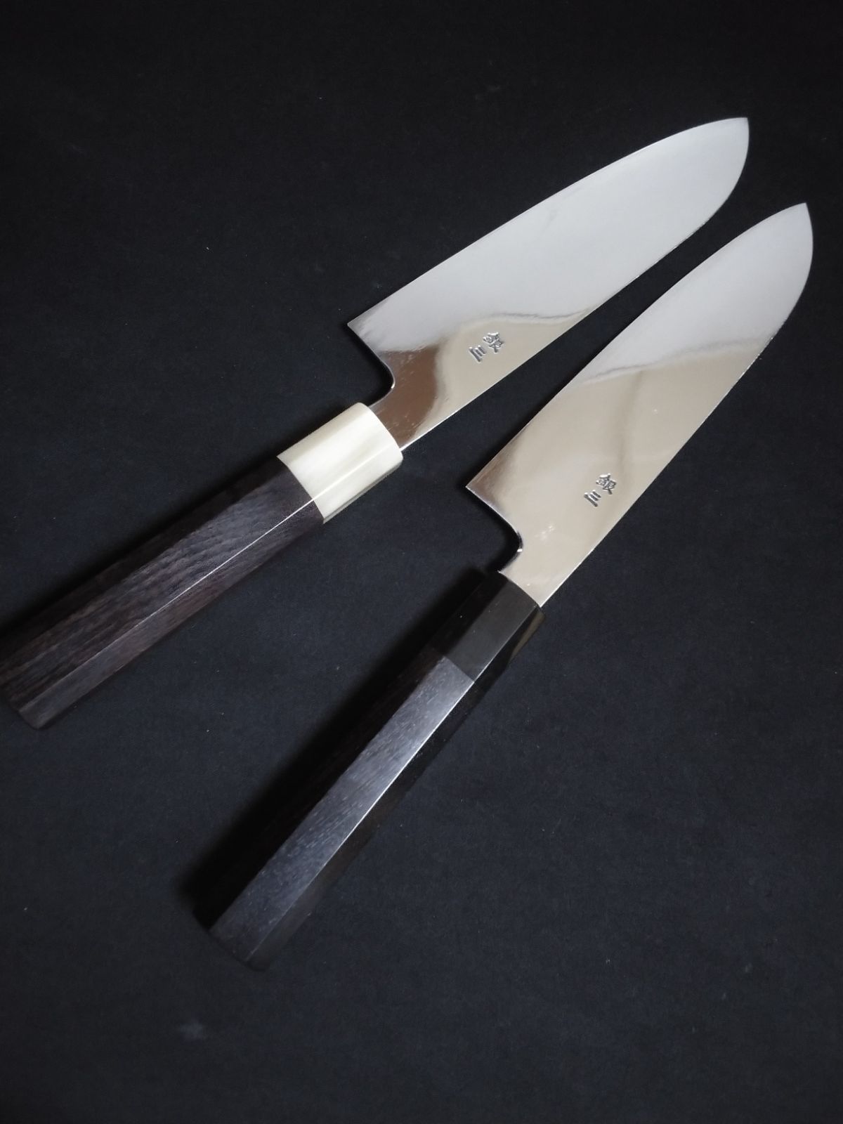 堺業務用刃物メーカー直売 三徳包丁 銀三鋼 両鏡面 黒檀八角水牛柄