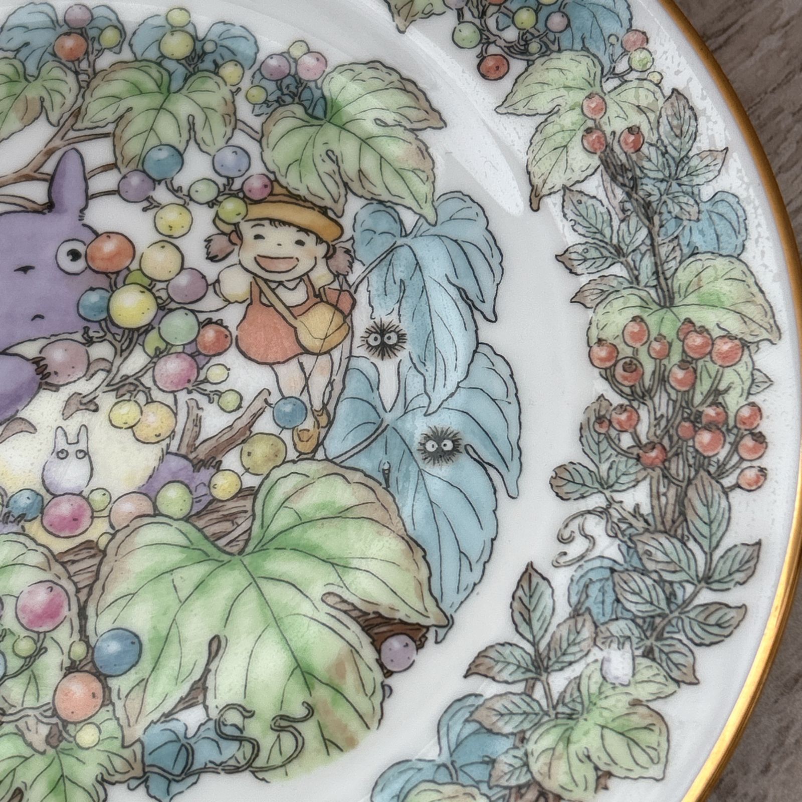 新品未使用品 ジブリ となりのトトロ 1997 イヤープレート ノリタケ 新品 未使用ジブリ となりのトトロ 1997 イヤープレート ノリタケ