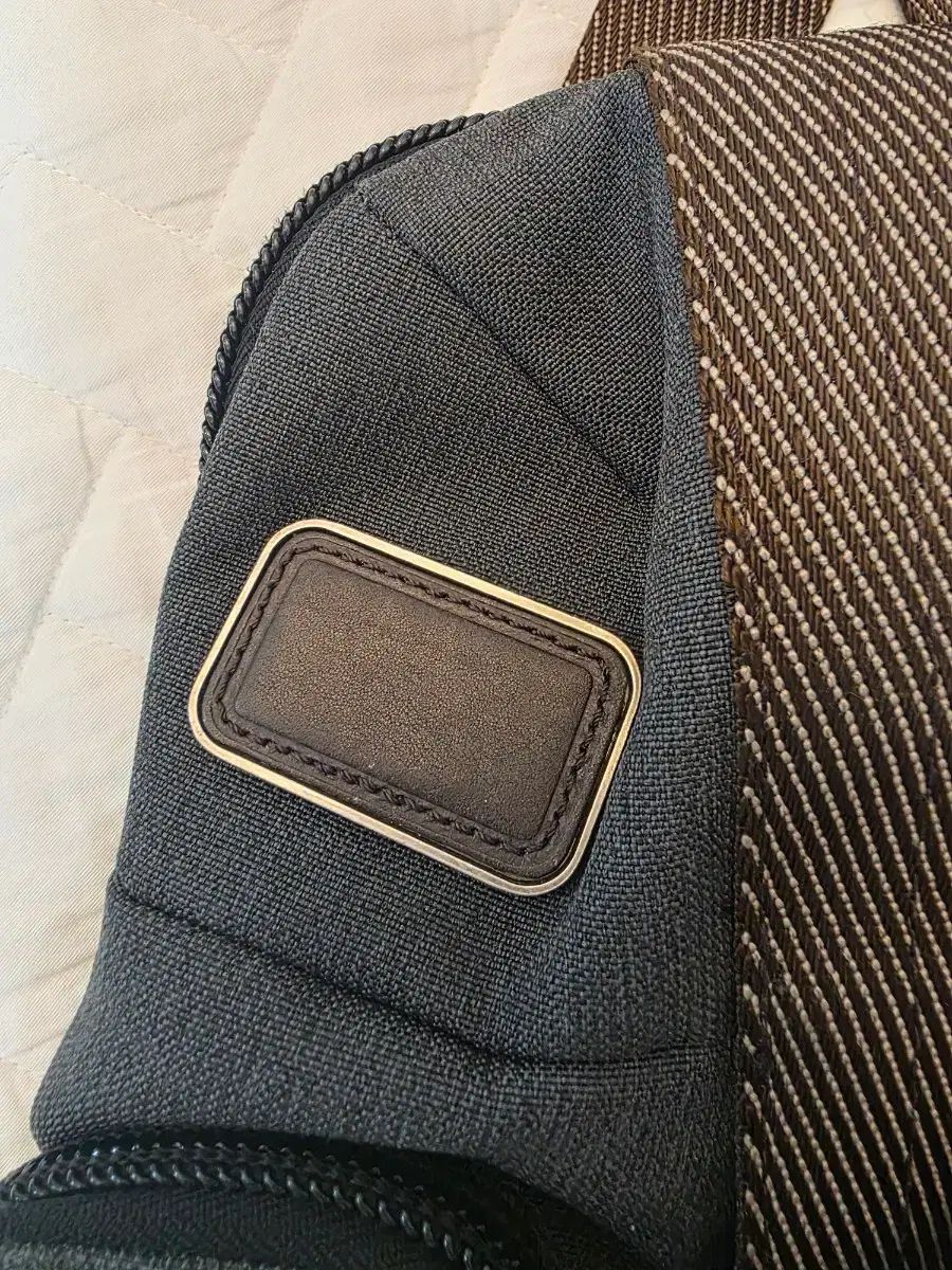 トゥミ TUMI アルファ ブラボー モントレー スリングバッグ 222318AT2