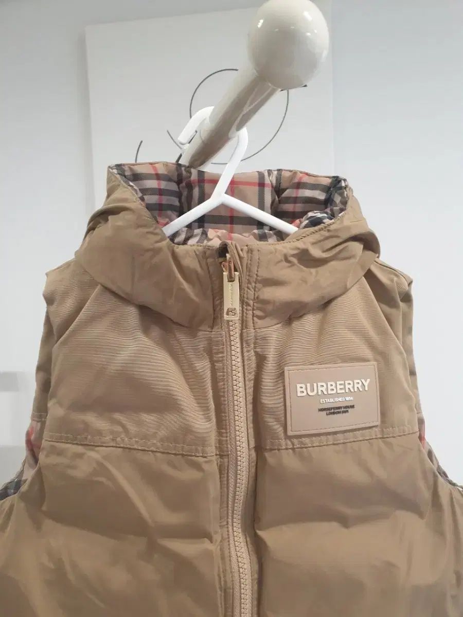  バーバリー キッズ ダックダウン リバーシブル ダウンベスト その他 ジャケット ブルゾン