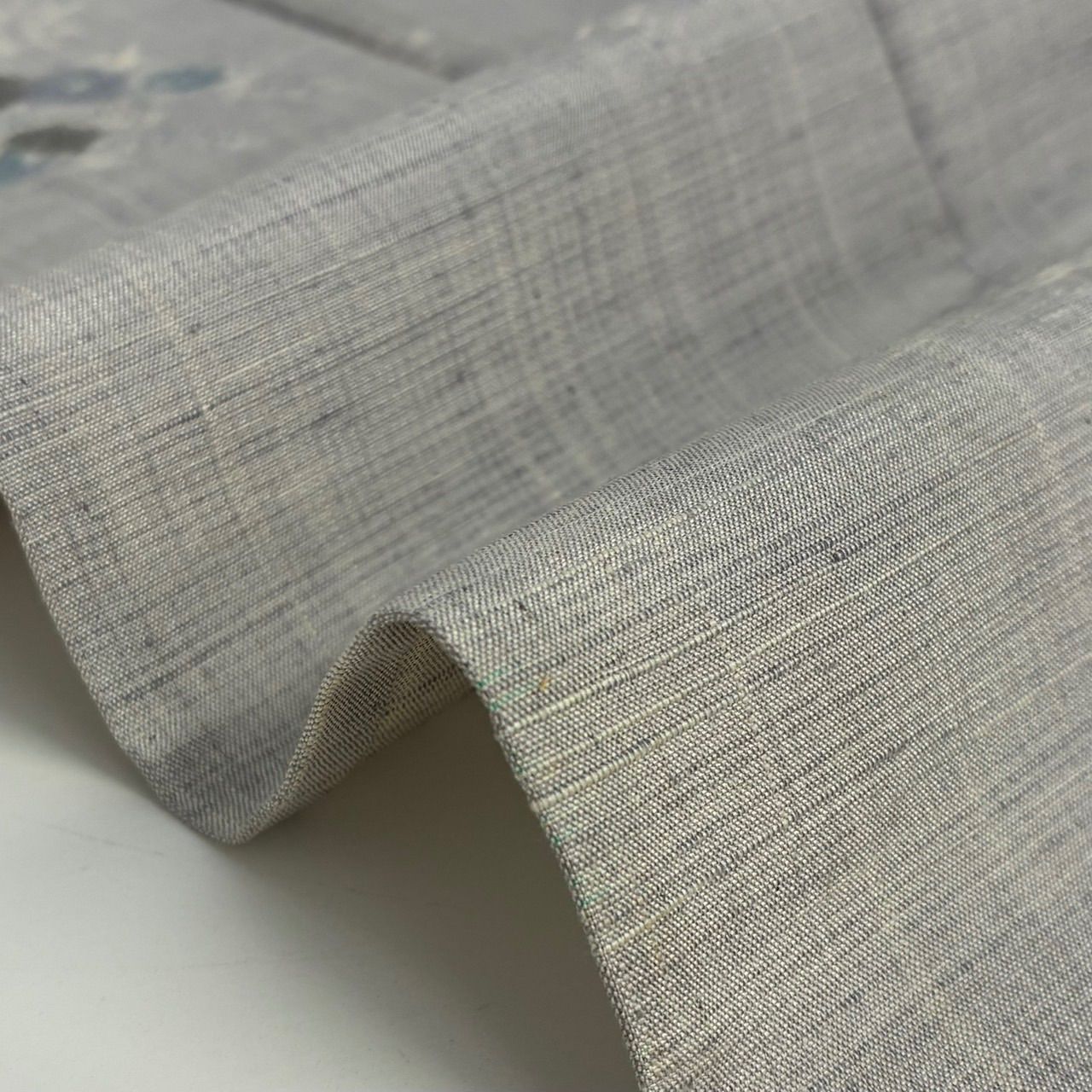 真綿紬 単衣 裄65 飛び柄 素敵な絣柄 正絹 着物 MA-2215 - メルカリ