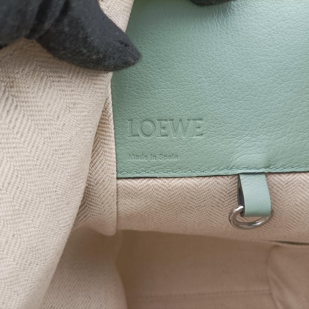 ピンク×グリーン×ホワイト レザー