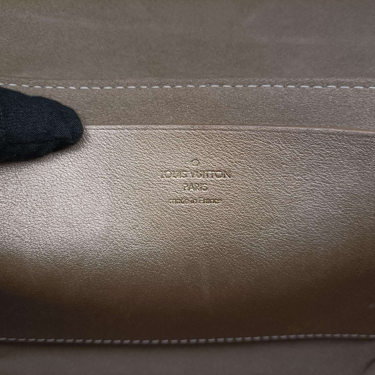 ルイヴィトンLouis Vuittonラブ