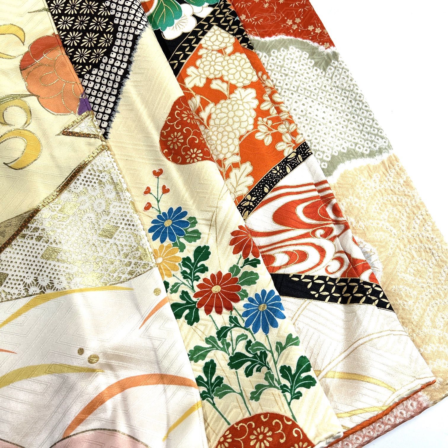 ≪早い者勝ち≫ 振袖 まとめ売り 2枚セット 正絹 リメイク素材 K6～7 振袖 4枚 正絹 着物まとめ売り 同梱購入歓迎 リメイク用 着付け練習用