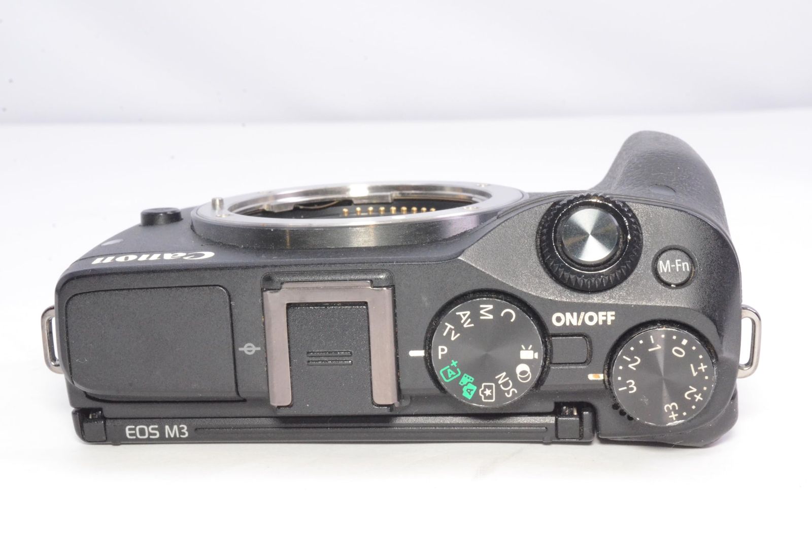 美品 キャノン　Canon EOS M3 ボディ 1146 価格.com - CANON EOS M3 ボディ 価格比較
