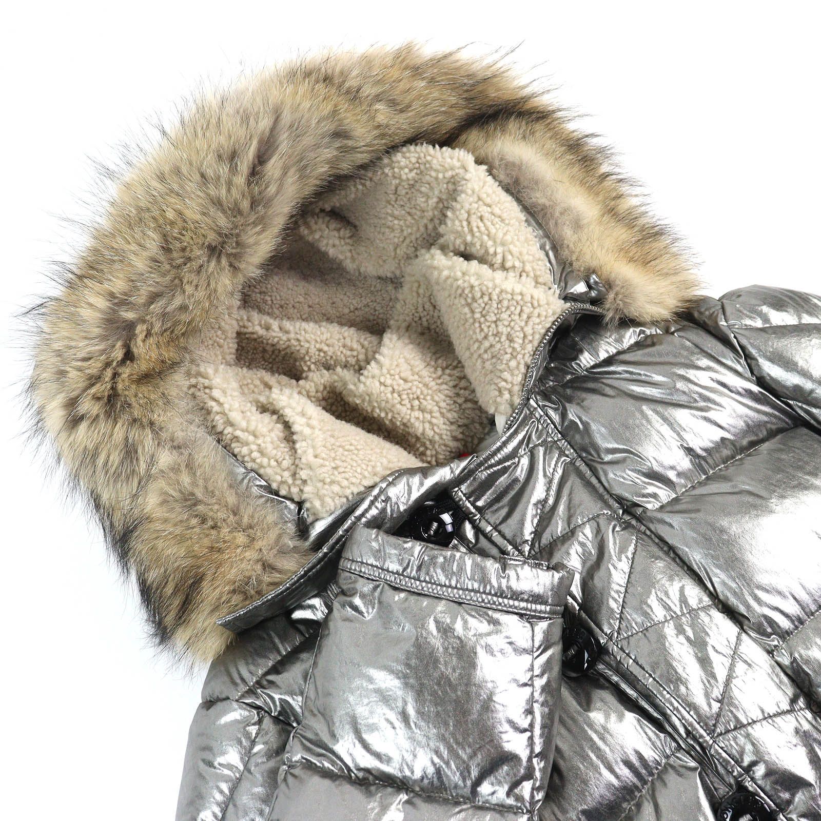 極美品△MONCLER モンクレール INUIT イヌイット ロゴワッペン 襟