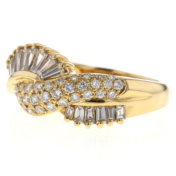 K 18 YG イエローゴールド リング ダイヤモンド 0.84 ct 0.71 テーパーバゲット パヴェ クロス 指輪 15号 仕上済 zz