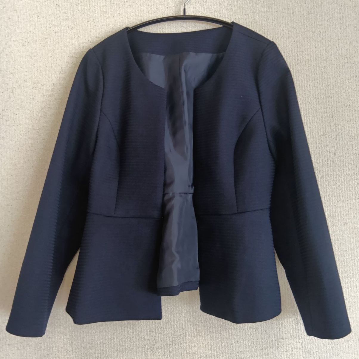 ネイビー×ホワイト フォーマルセットアップ（サイズM）／ジャケット＋