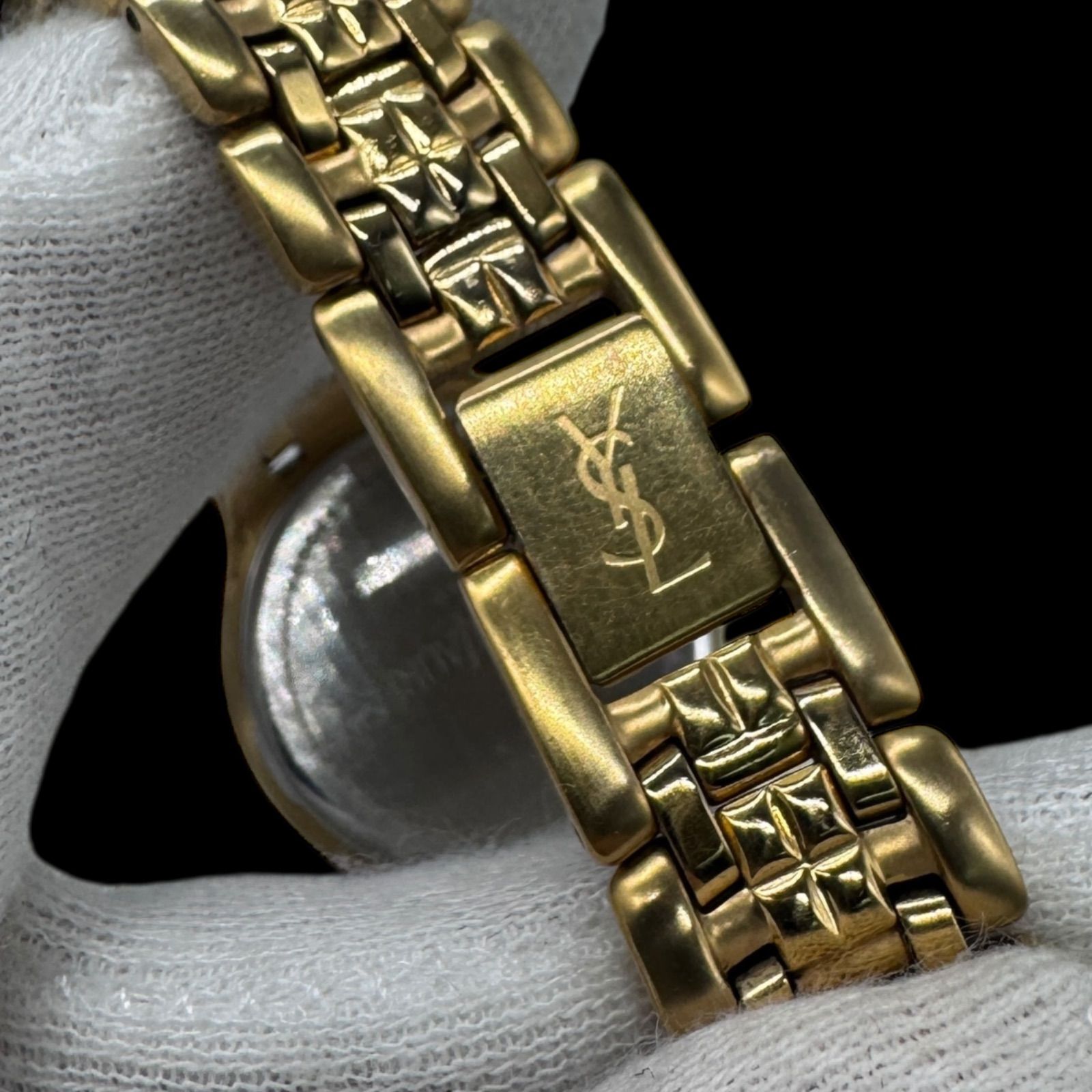 新品電池稼働 良品 YVES SAINT LAURENT イヴサンローラン 8Pダイヤ