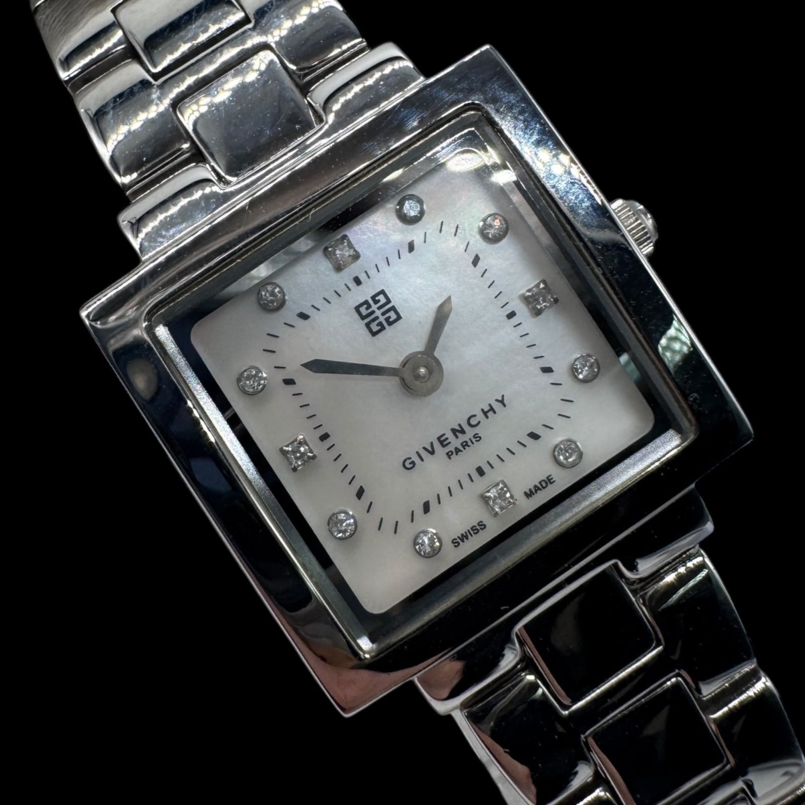美品 GIVENCHY スクエア 腕時計 電池新品 クォーツ 新品電池稼働 美品 GIVENCHY ジバンシー 12Pダイヤ シェル文字盤