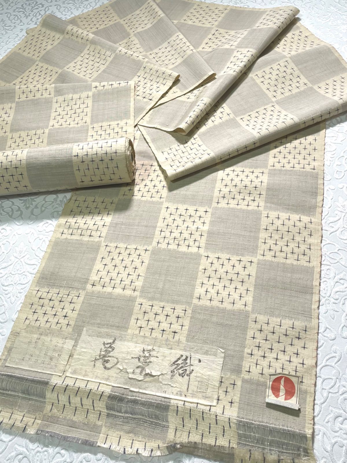 萬葉織 手紡糸 紬 反物 十字絣 変わり市松 正絹 SA 030