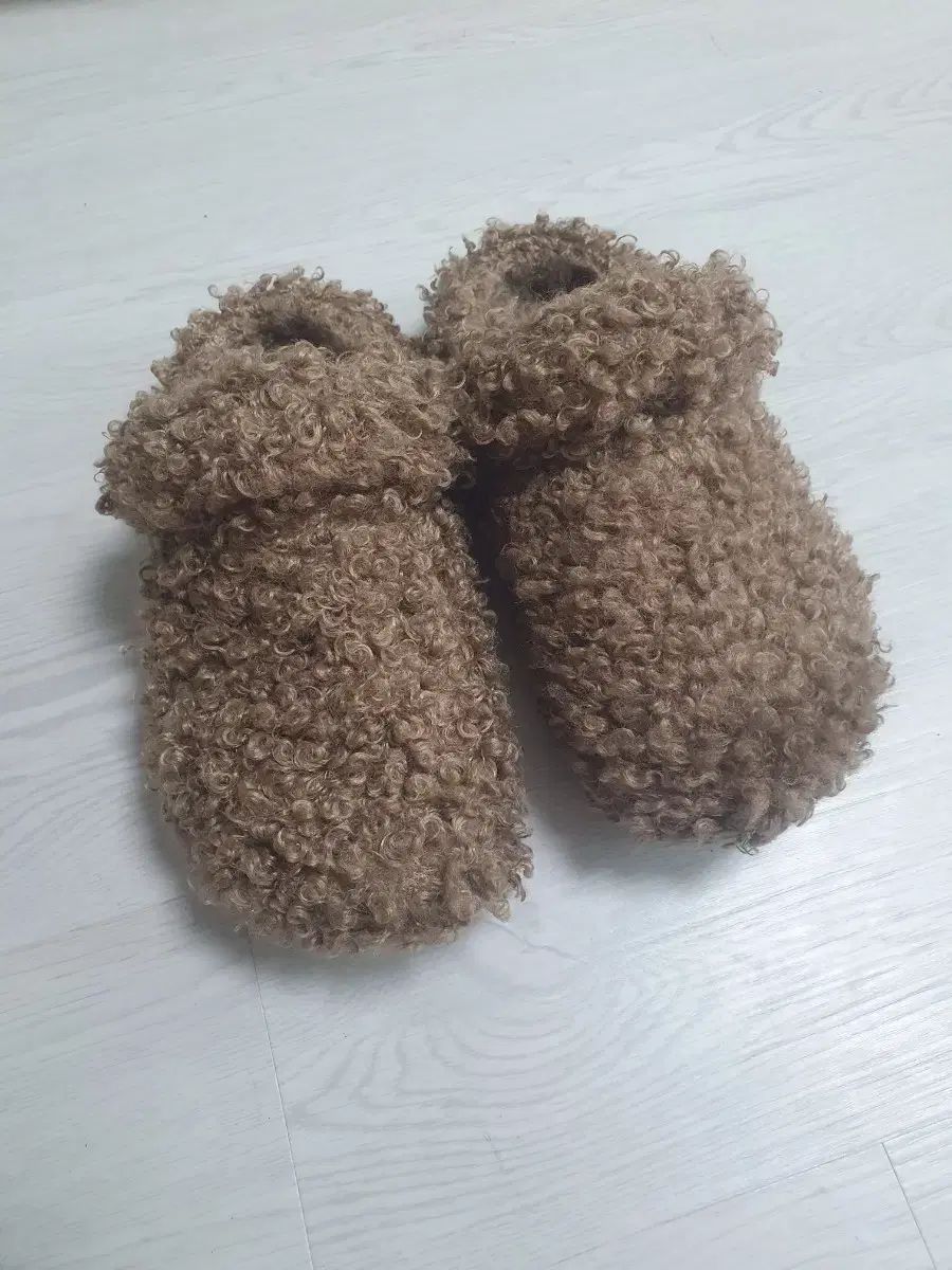  Crocs クロックス ドゥードゥル ファー クロッグ m 6 w 8 250 セピア ボア ファースリッパ サンダル サンダル サンダル ミュール