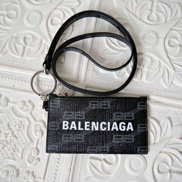 ギフト包装無料 バレンシアガ