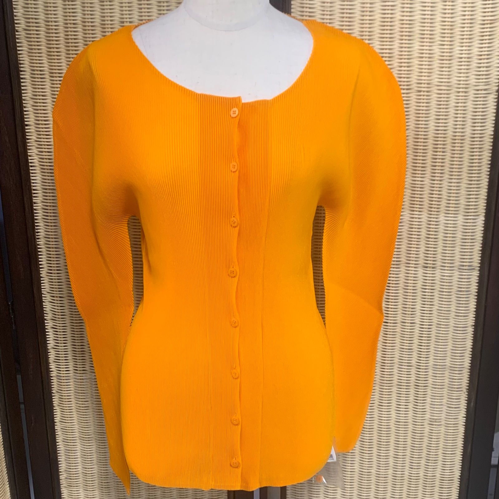 美品 ISSEY MIYAKE イッセイミヤケ PLEATS PLEASE プリーツプリーズ