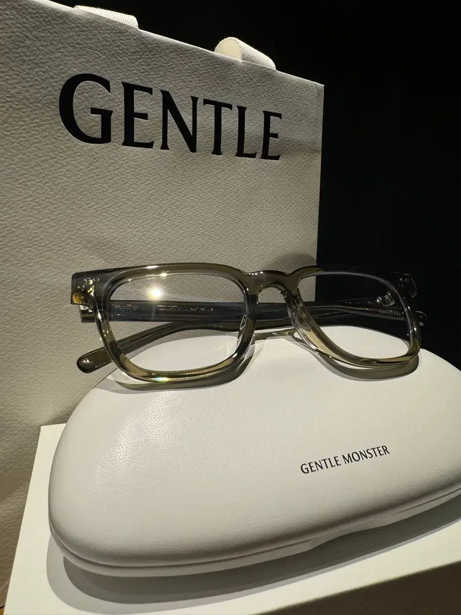 GENTLE MONSTER ジェントルモンスター エヴァン カーキ