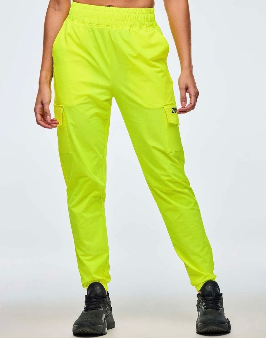 ZUMBA ズンバ 正規品 ネオンカラー ロゴ 蛍光色 パンツ ZUMBA ズンバ 正規品 ネオンカラー ロゴ 蛍光色 パンツ - メルカリ