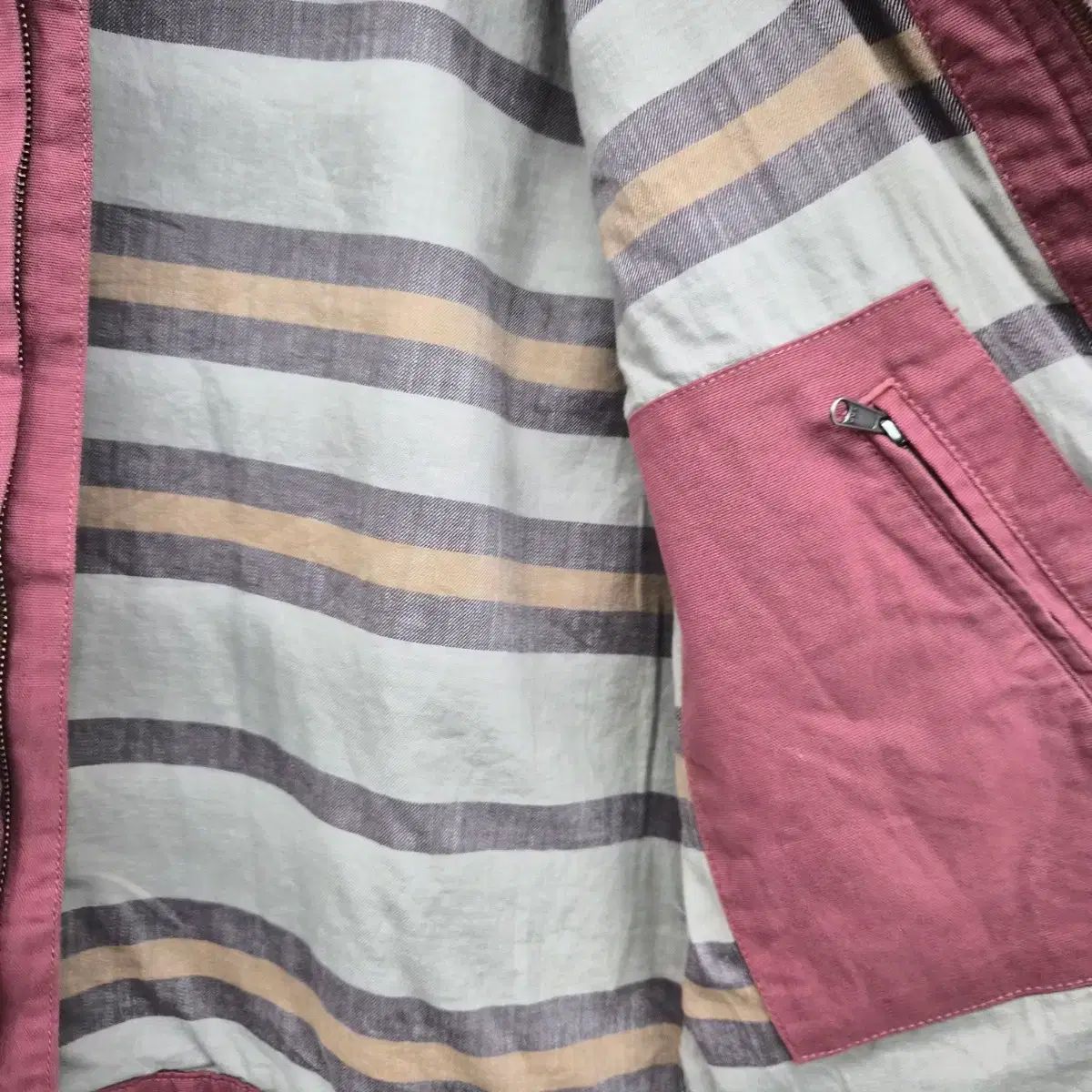  Carhartt カーハート バーガンディ色 デトロイト ジャケット ユニセックス M テーラードジャケット ジャケット アウター