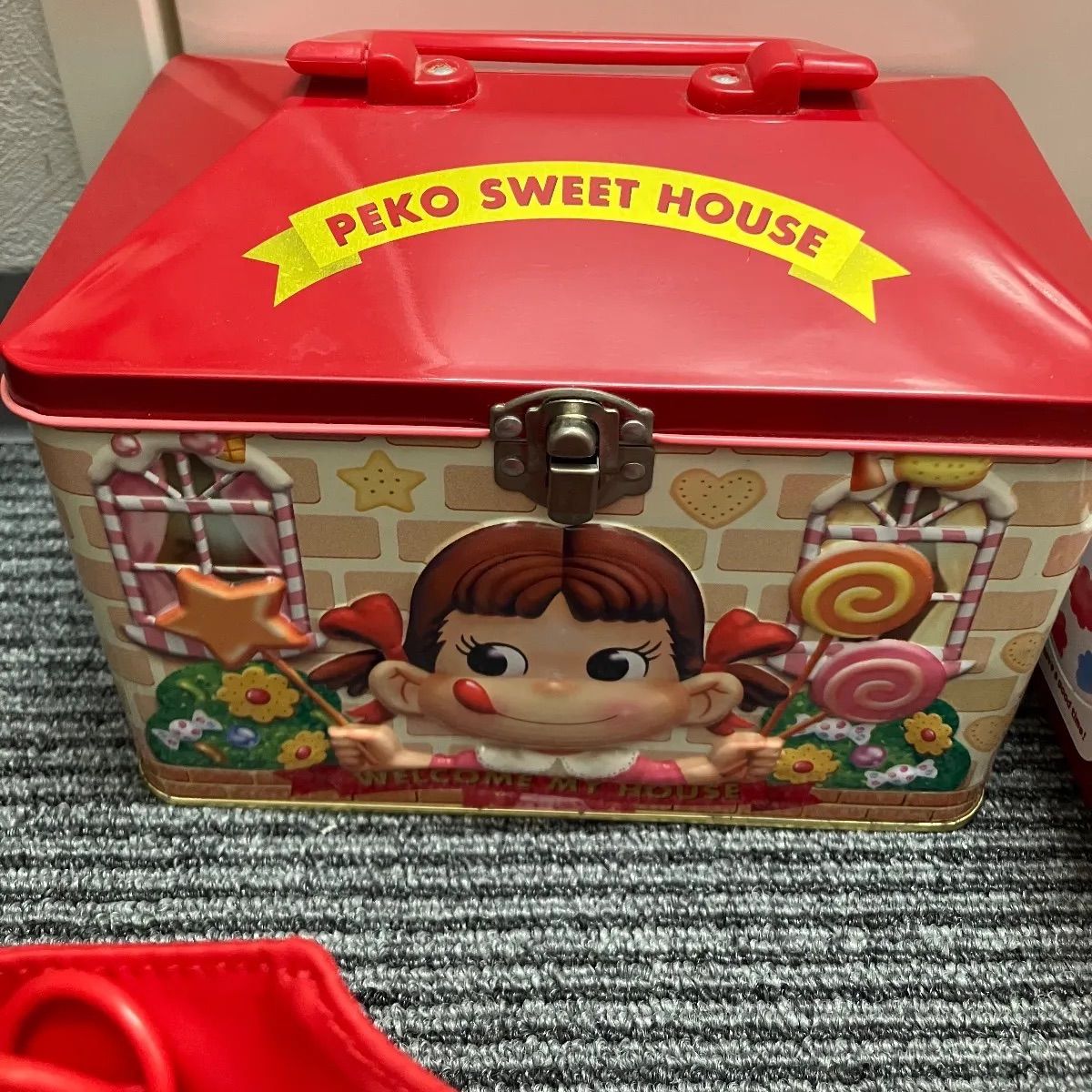 KD-004】ペコちゃんグッズまとめ売り - メルカリ