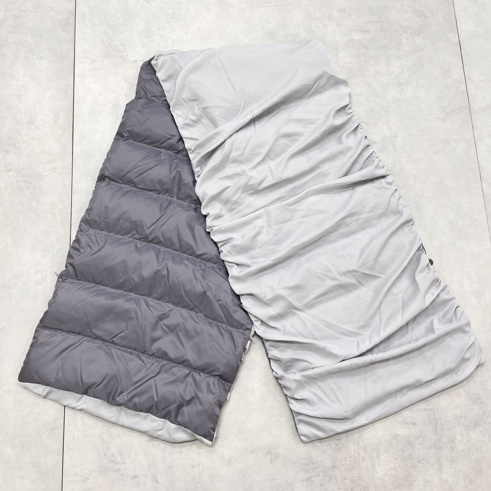 ISSEY MIYAKE プリーツショール グレー系 ISSEY MIYAKE プリーツショール グレー系 - メルカリ