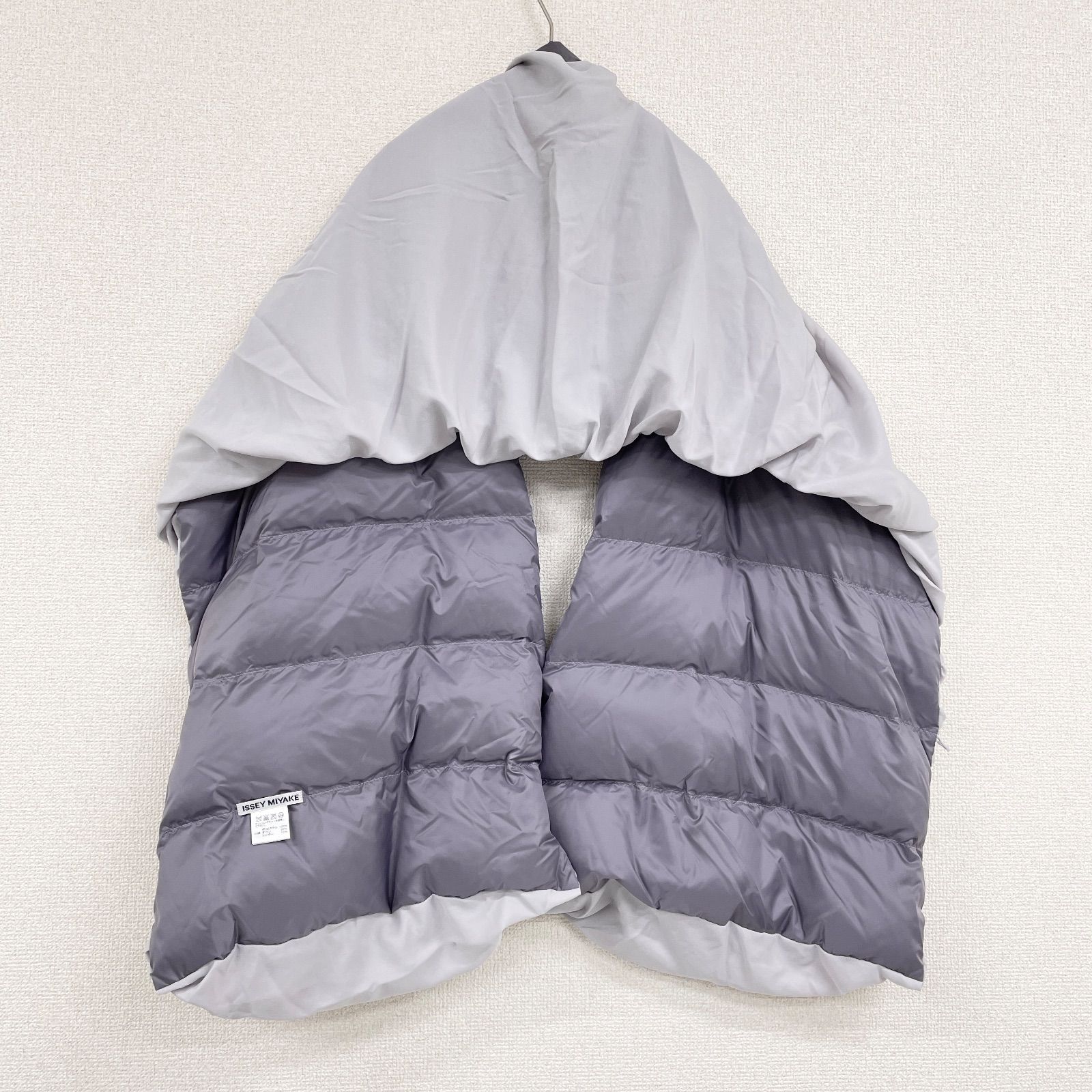ISSEY MIYAKE イッセイミヤケ ダウンマフラー ストール ショール