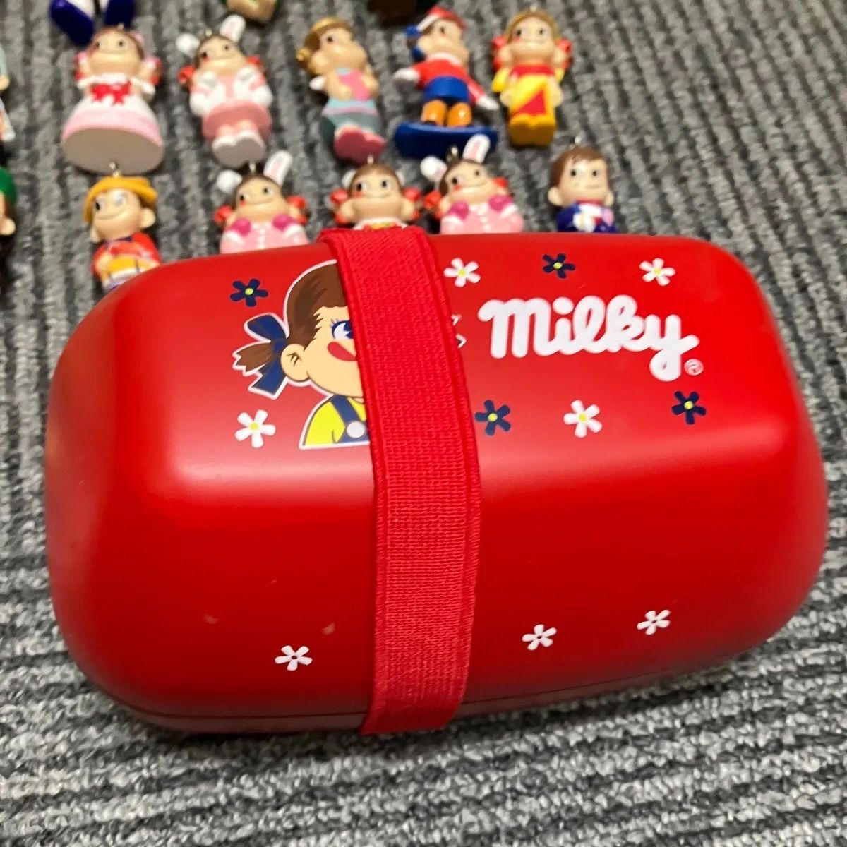 ペコちゃんグッズまとめ売り KD-004】ペコちゃんグッズまとめ売り - メルカリ