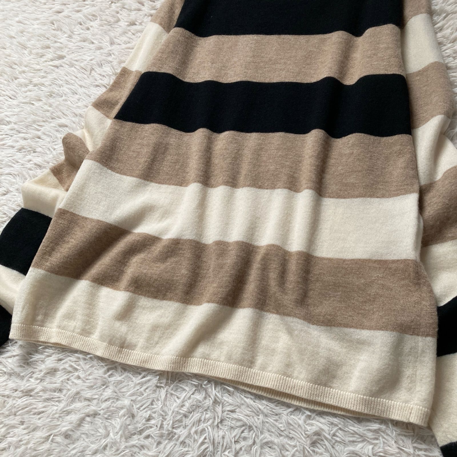美品 マックスマーラ 最高級白タグ カシミヤ クルーネック ボーダー ニット 美品 マックスマーラ MaxMara 最高級白タグ カシミヤ クルーネック