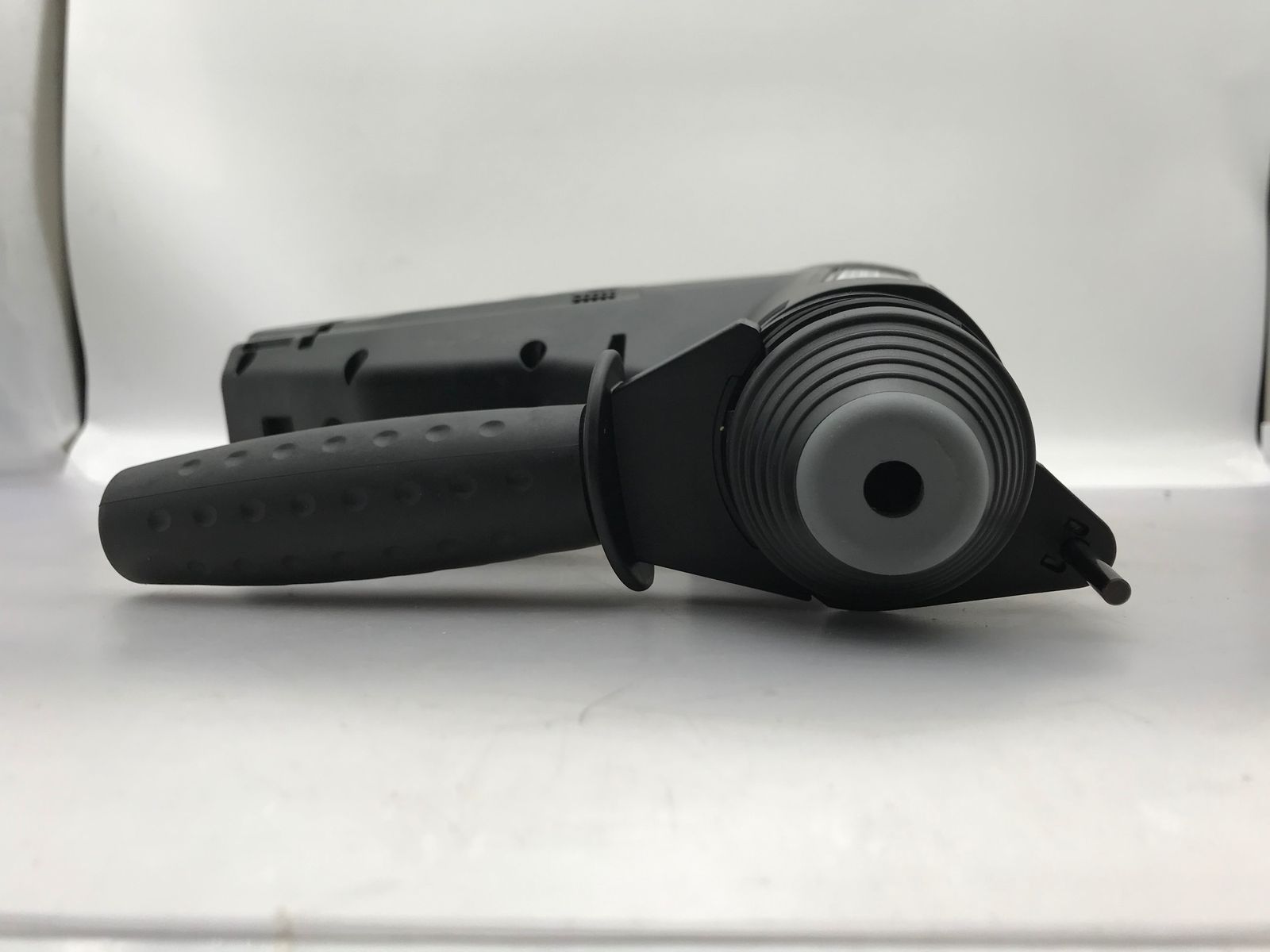  品 〇Panasonic パナソニック 28.8 V 28 mm充電ハンマードリル 黒 集じんシステム付 -B エコツール小牧ｲﾝﾀｰ店 M 02 電動ハンマードリル ドリル ドライバー レンチ