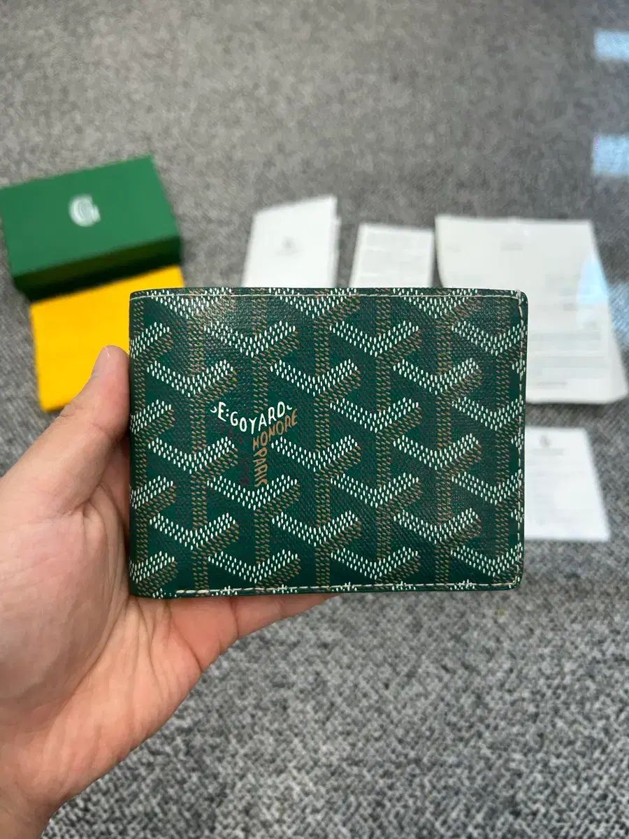 ゴヤール BIG TOUARDE 二つ折り財布 グリーン Masion Goyard ゴヤール BIG TOUARDE 二つ折り財布 グリーン - メルカリ