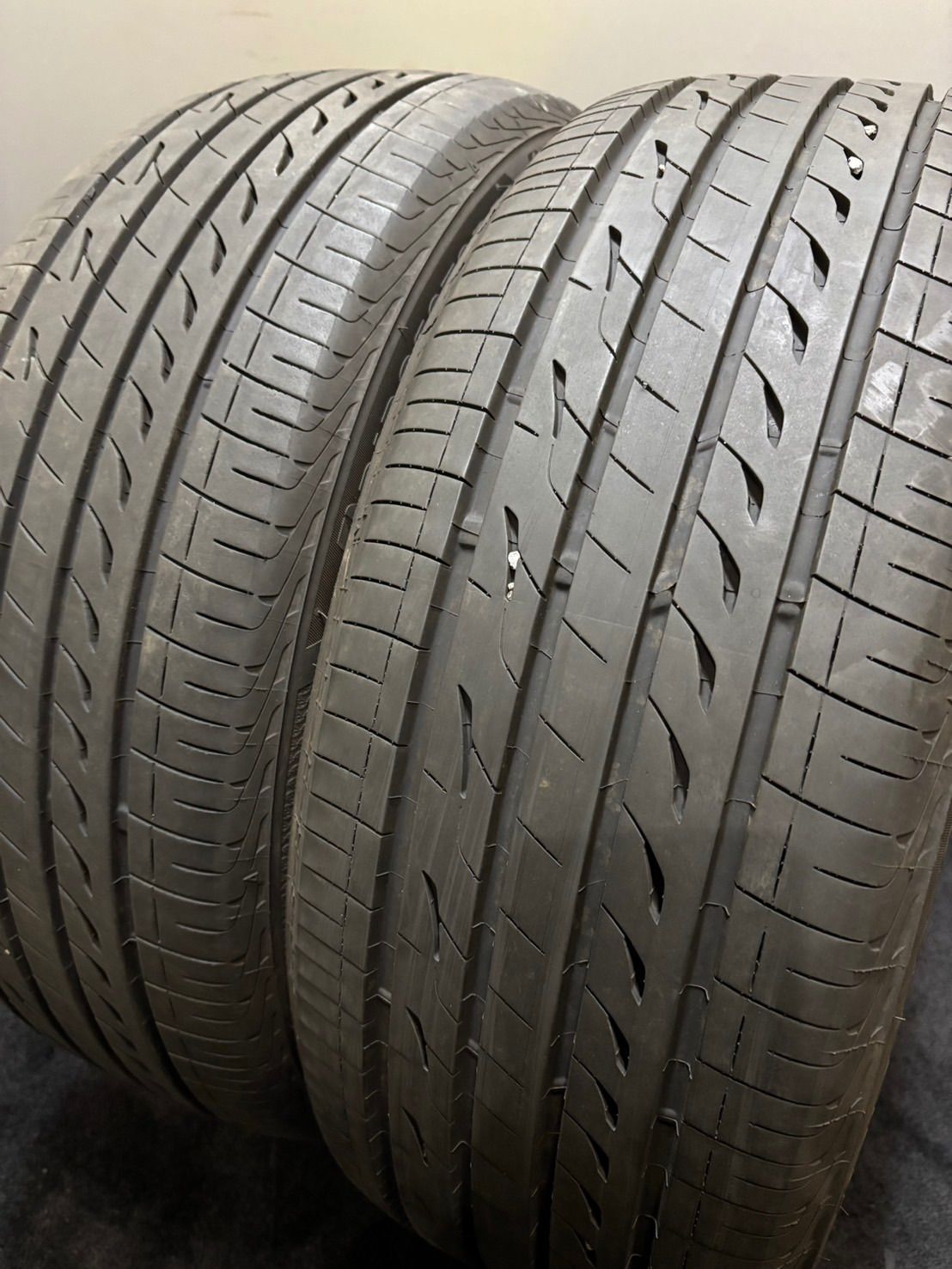 225 45 R 18 REGNO GR XⅢ 23年製 夏タイヤ サマータイヤ 2本 ブリヂストン レグノ クラウン レヴォーグ スカイライン 2 L 84