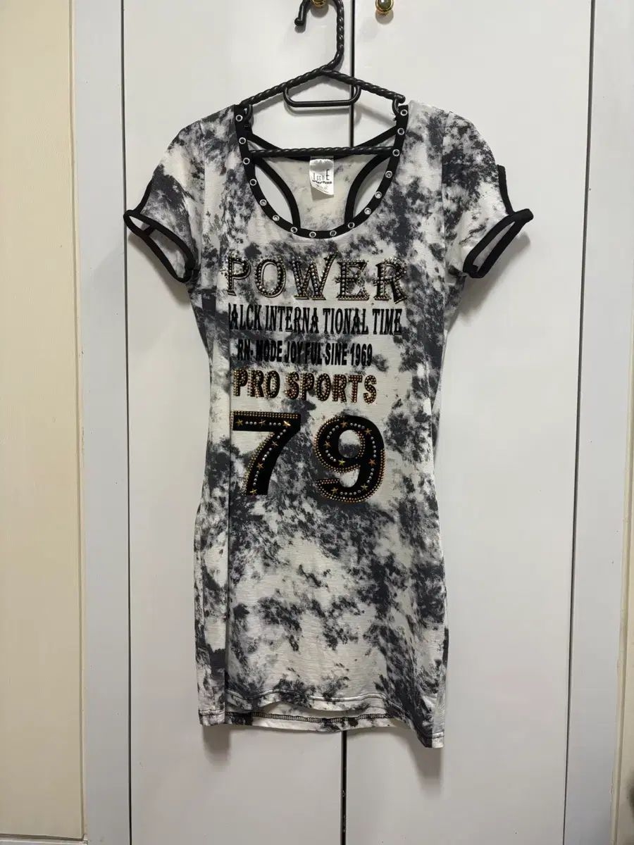 パンク 姉ギャル ONE PIECE