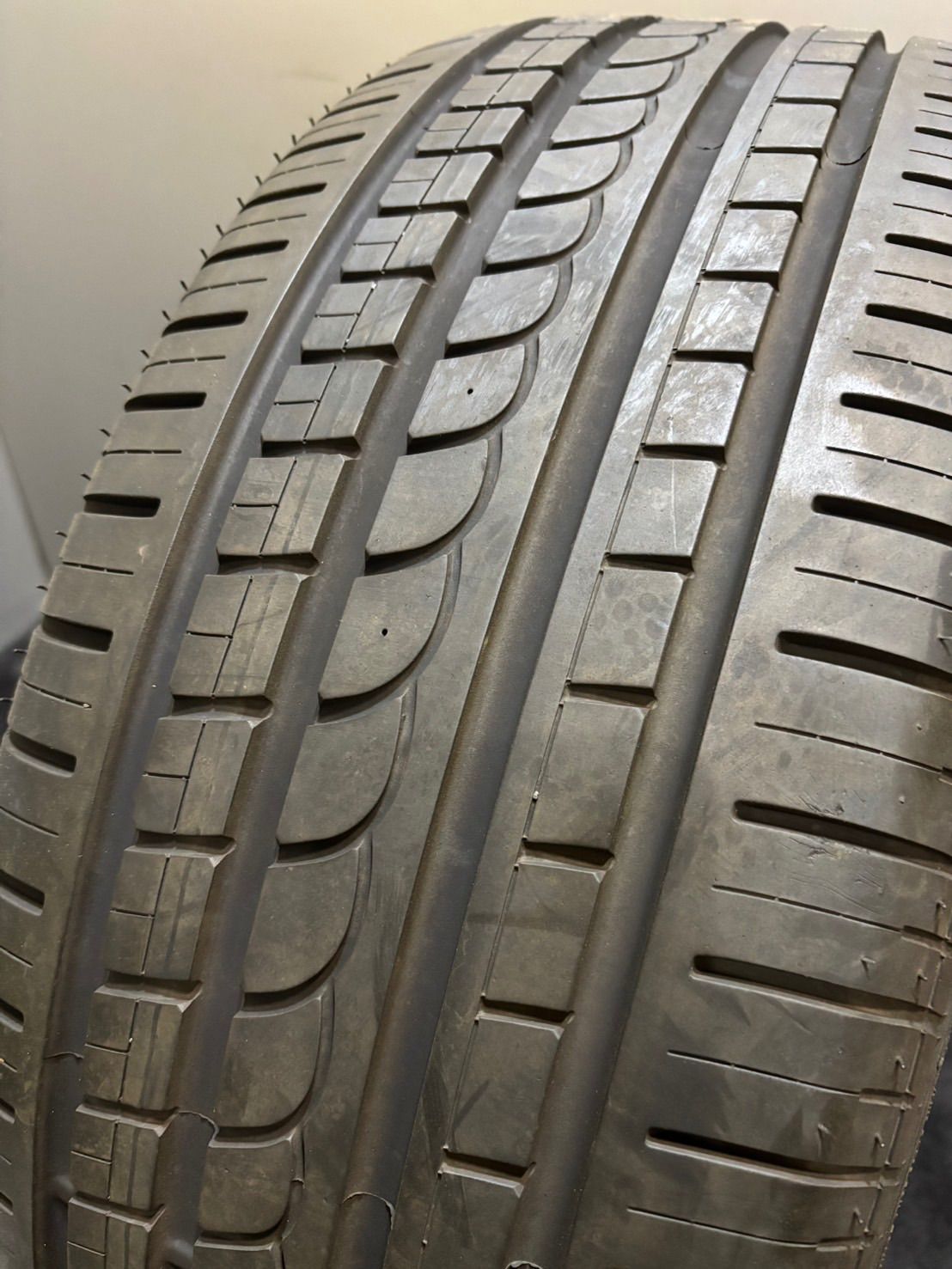 255 50 R 19 PIRELLI P ZERO ROSSO 16年製 夏タイヤ サマータイヤ 1本 ベンツ承認タイヤ 南10 L 85