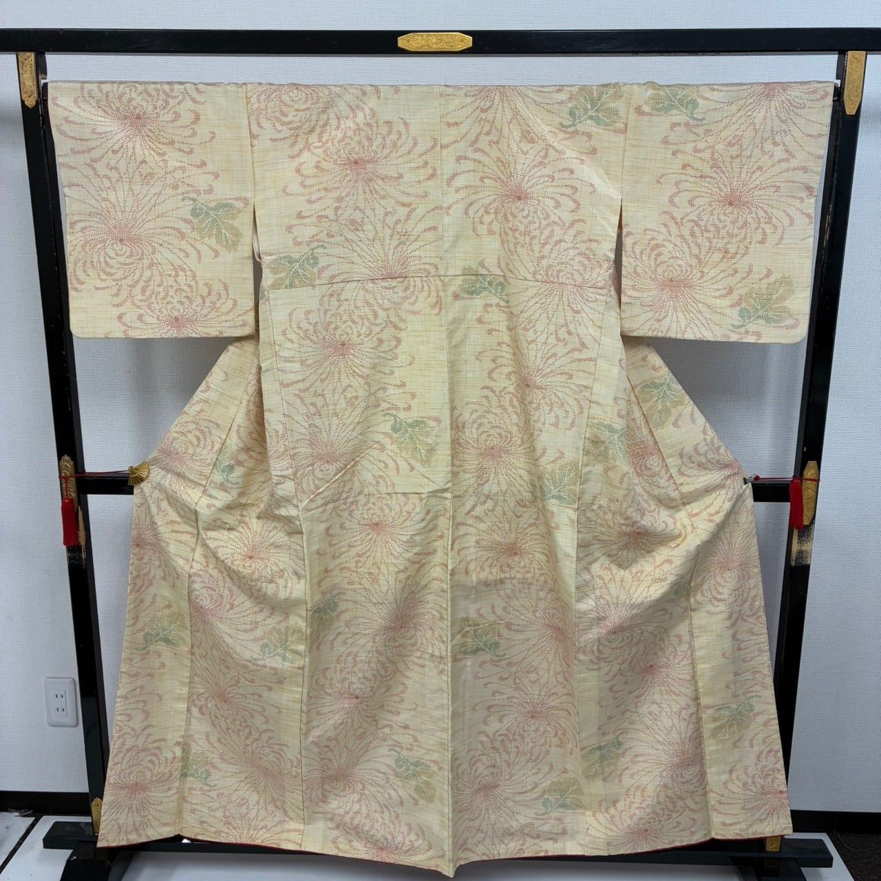 十日町紬 裄68 乱れ菊 素敵な絣柄 正絹 着物 MK-2223 - メルカリ 十日町紬 裄68 乱れ菊 素敵な絣柄 正絹 着物 MK-2223 - メルカリ