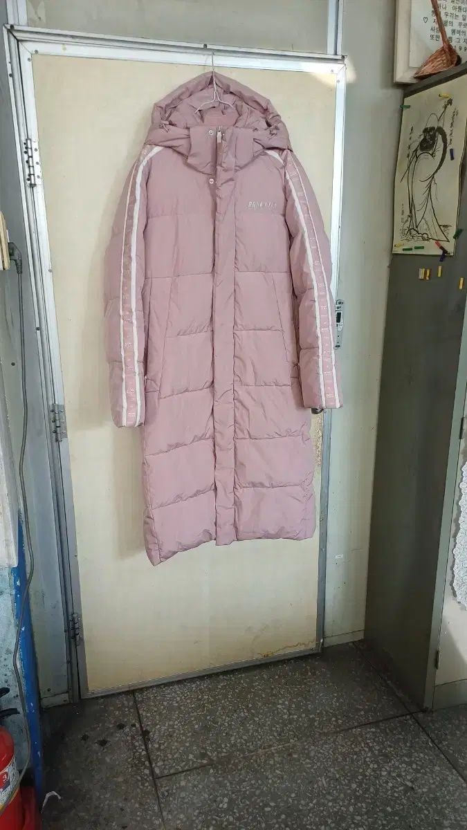 ファーパフォーマンスレディースロングダウンコート