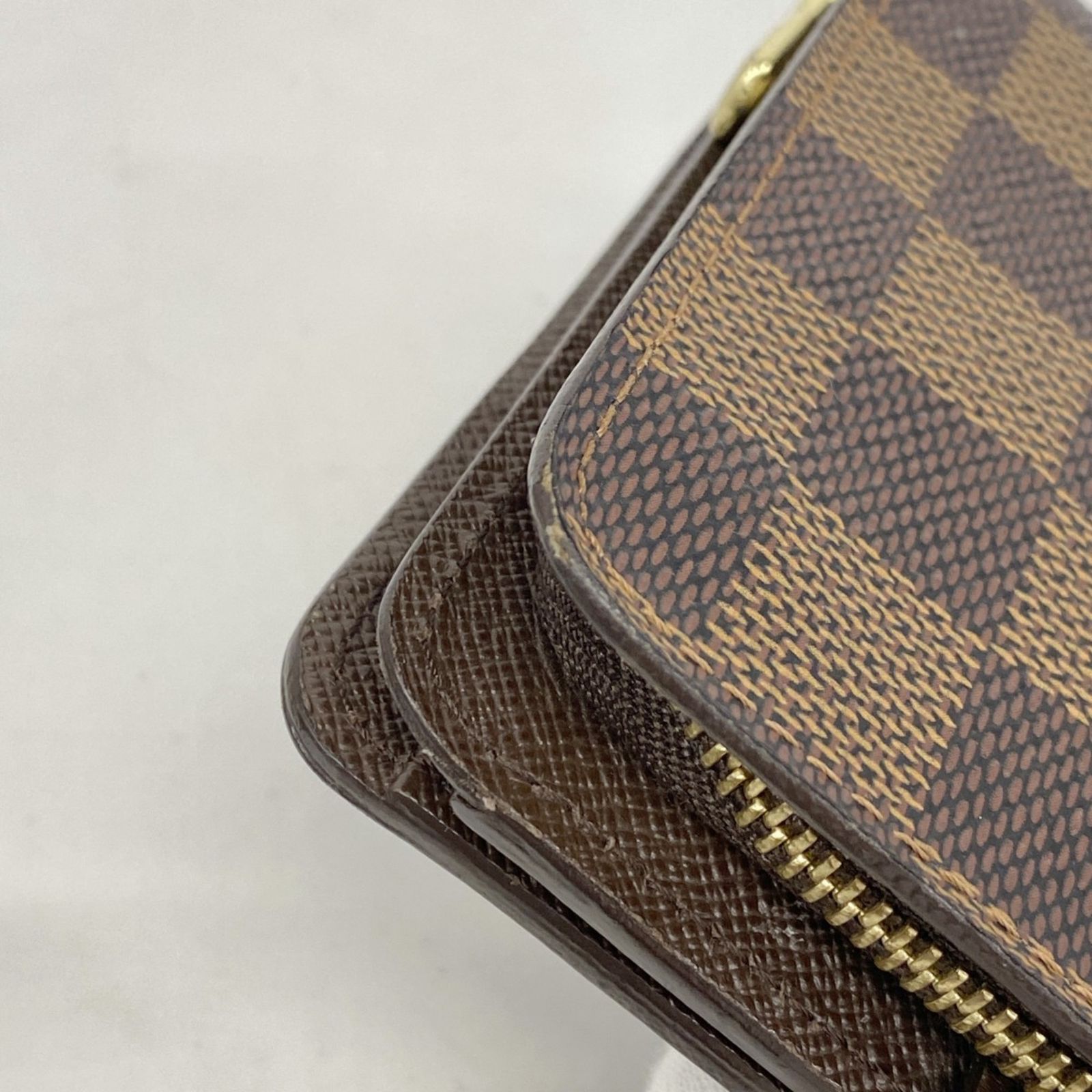 Vuitton 財布