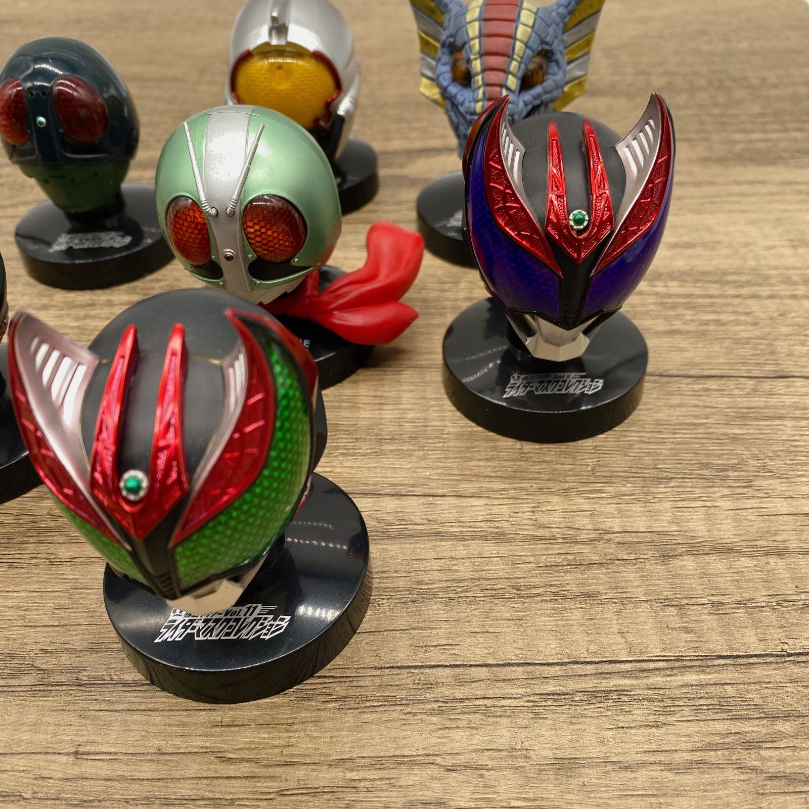 D-0064【一般中古品】◇ 仮面ライダー ライダーマスクコレクション 7体