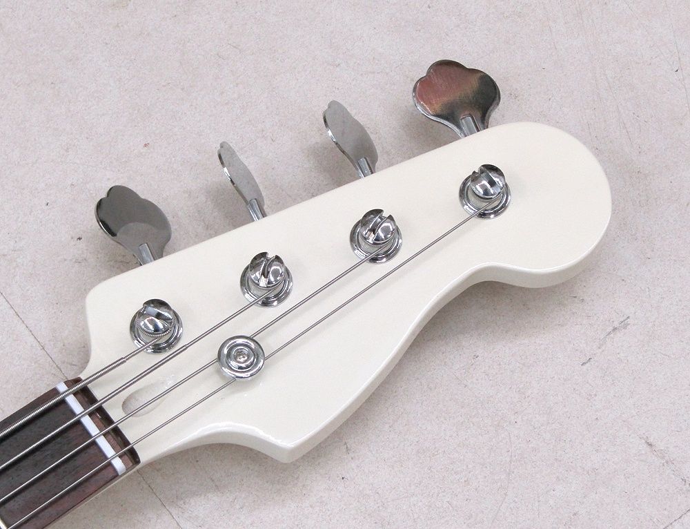 メーカー等詳細不明 Loudnes 山下昌良モデル風エレキベース 4弦