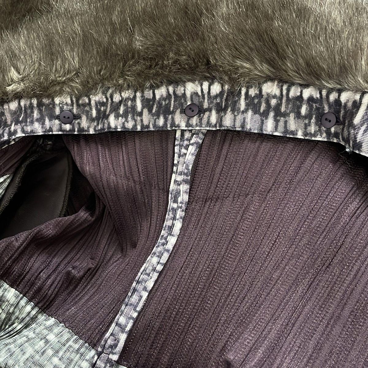 プリーツプリーズ