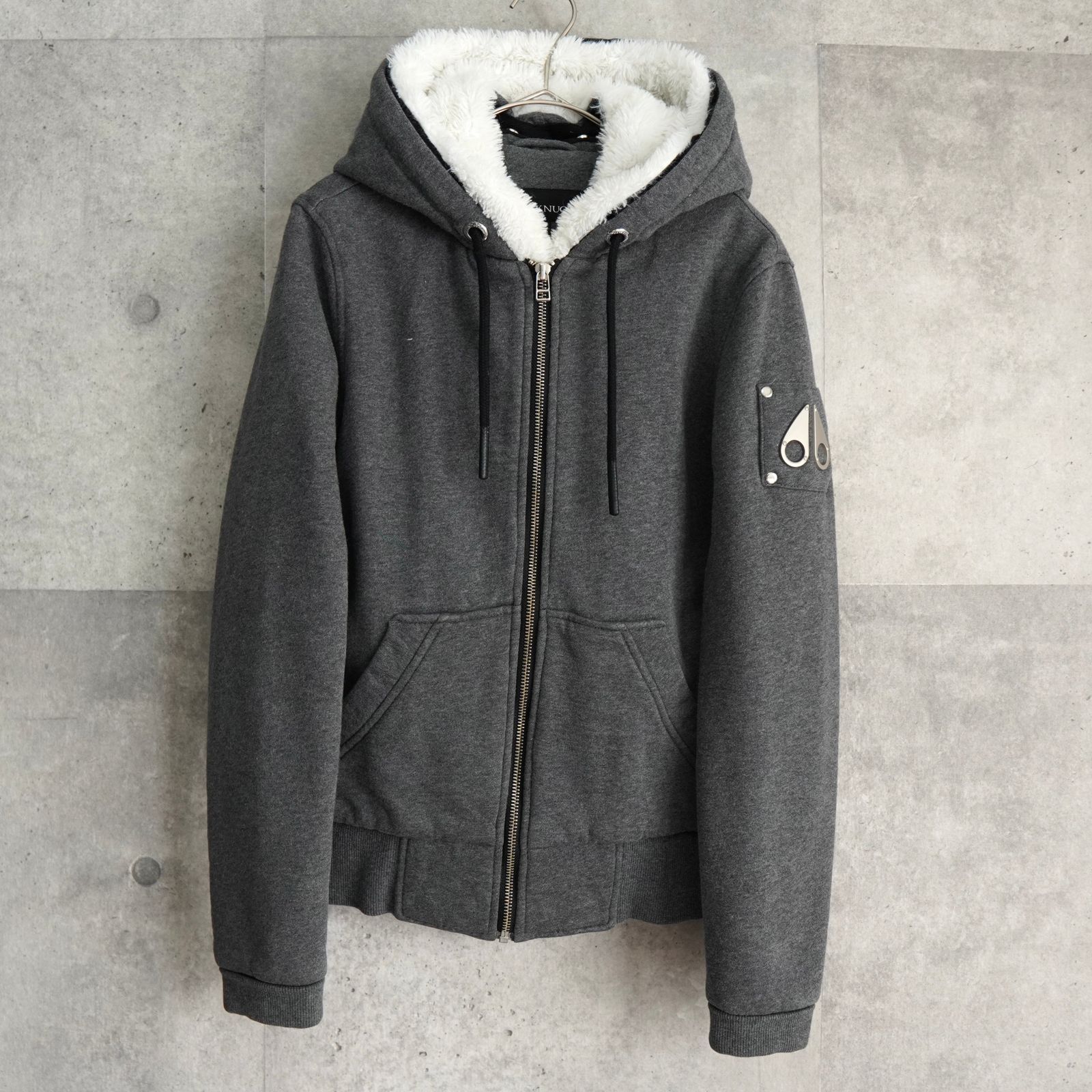 ナックルズ ファー