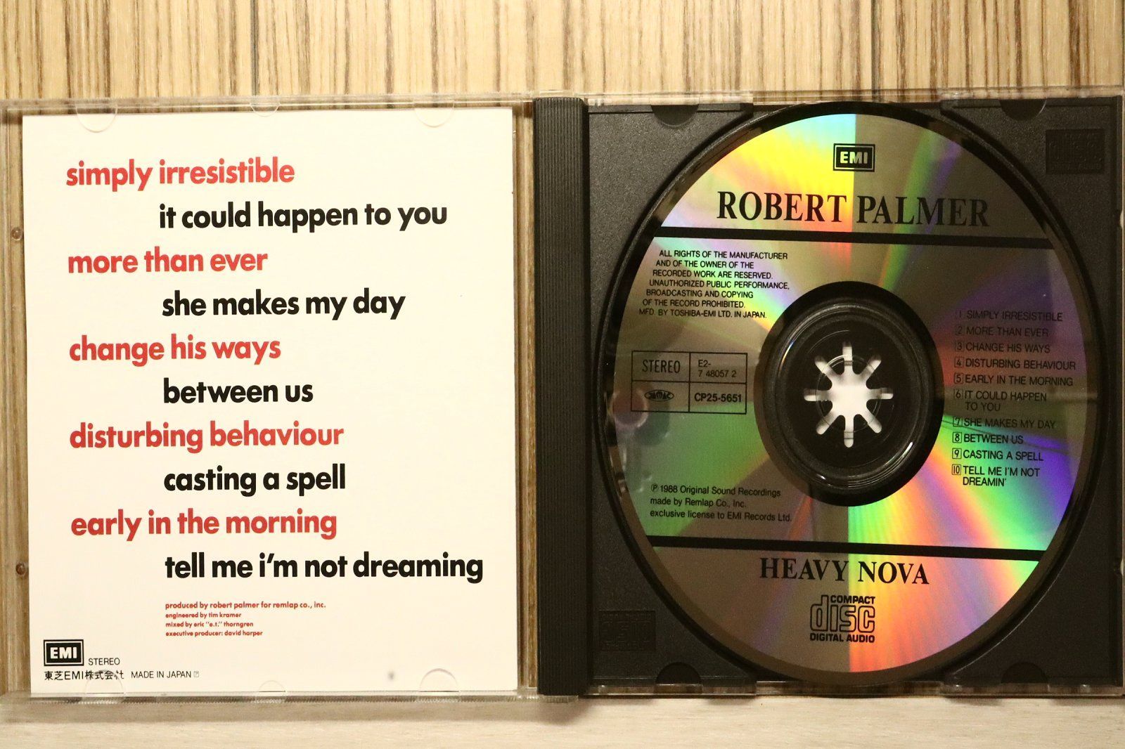 国内盤CD☆ロバート・パーマー/Robert Palmer□ HEAVY NOVA 【CP255651