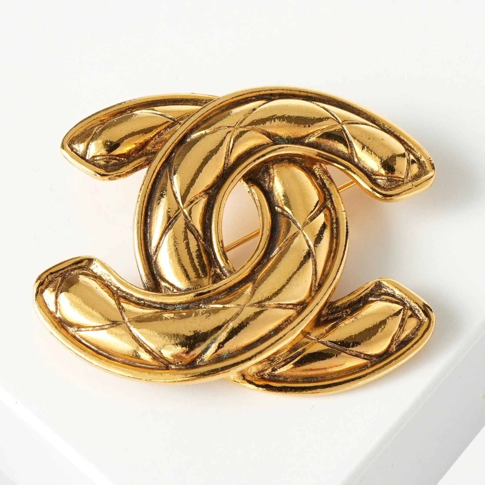 シャネル ココマーク マトラッセ GP ブローチ