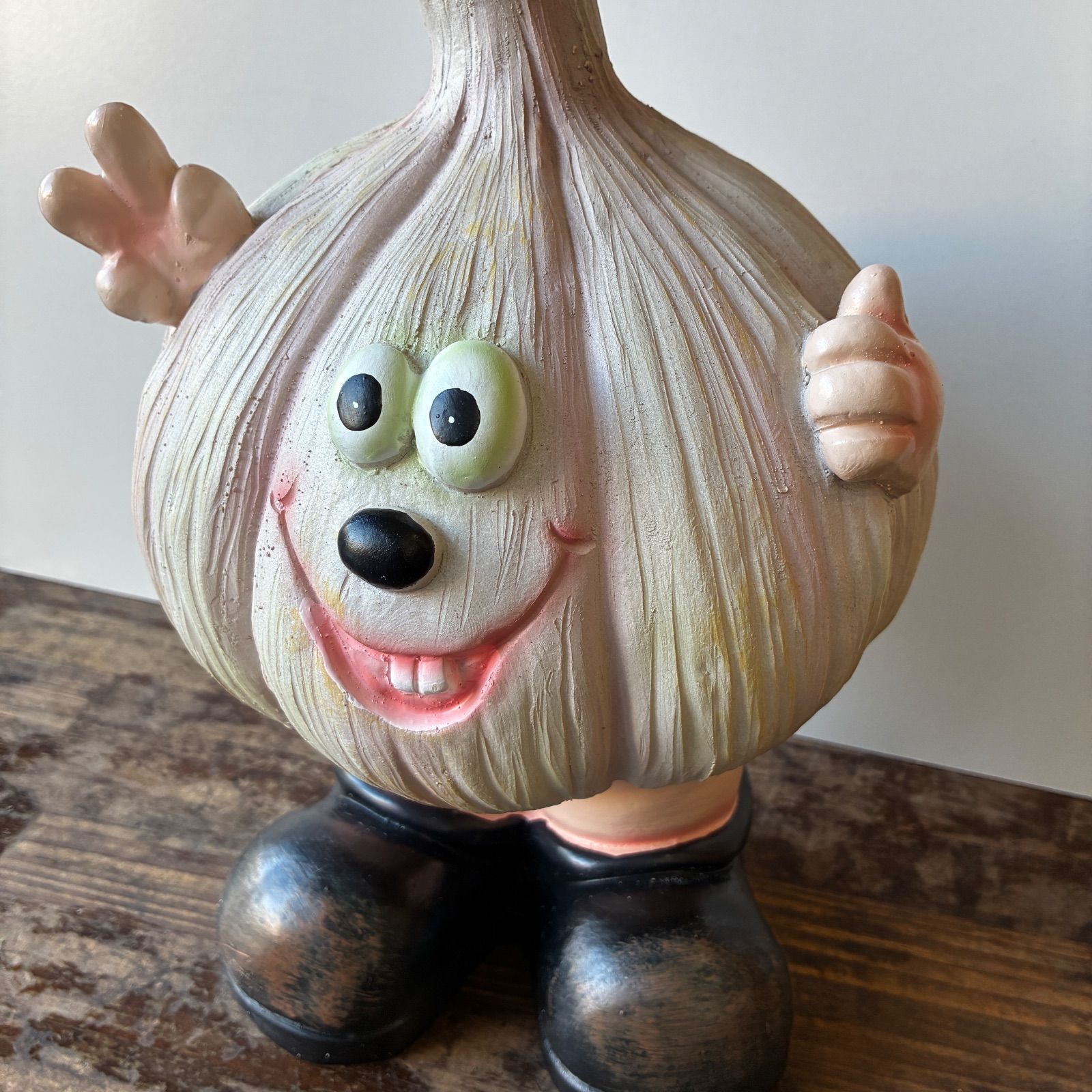 にっこり良い顔した野菜のフィギュア タマネギ（ニンニク） - メルカリ