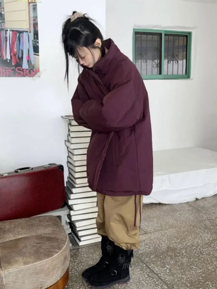 バーガンディ ハーフ マウンテンダウンジャケット