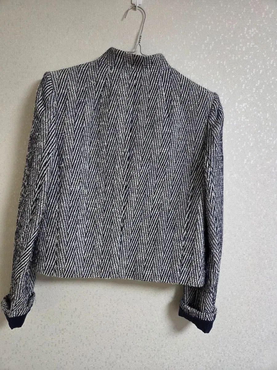 JIGOTT ヘリンボーン ゴールド ボタン ジャケット