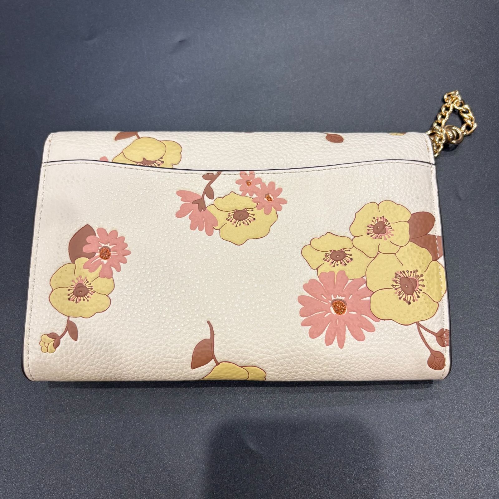 コーチ 花柄 チェーンウォレット