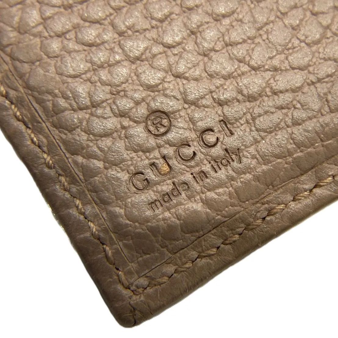 コンパクト三つ折り財布